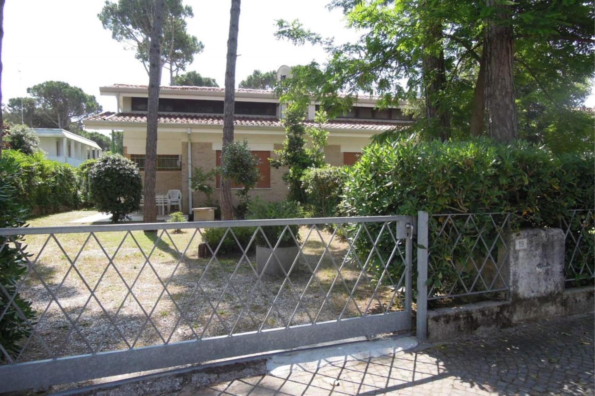 Cozy Villa 250 Metres From The Beach - Beahost - Bibione Luaran gambar